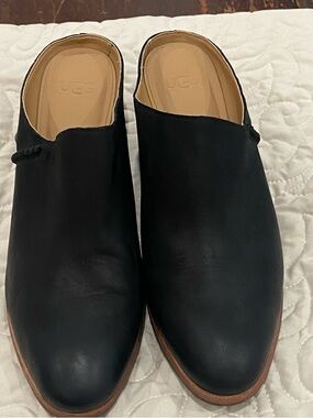 UGG Women's Black Leather Slip-On Mule Loafers with Tan Insole